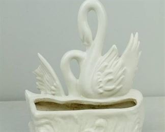 Hull Pottery White Swan Planter
