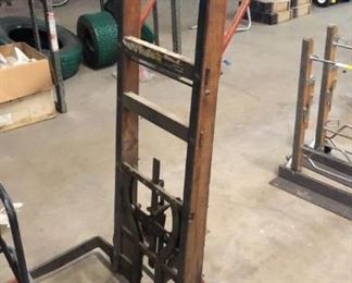 483