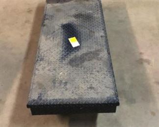 487