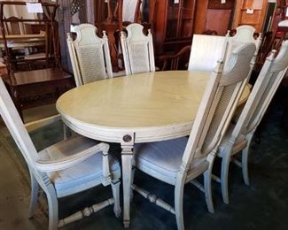 Antiqued Oval Dining Set