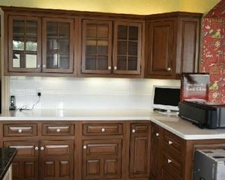 UPPER & LOWER KITCHEN CABINETS 