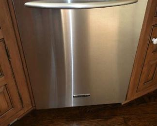 KITCHEN AID STAINLESS DISHWASHER