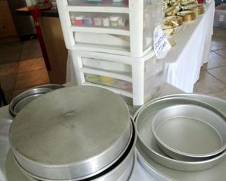 Cake decorating supplies