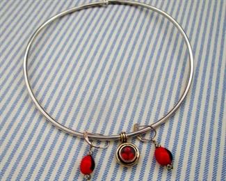 .950 Peruvian silver necklace with Amazon Jungle seed pendant and earrings