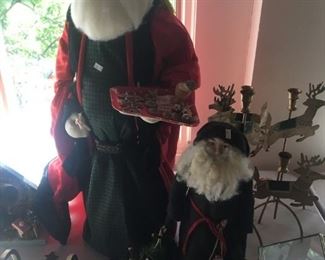 COLLECTIBLE SANTAS