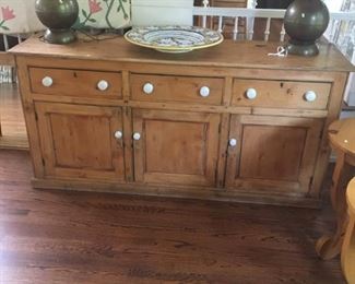 VINTAGE PINE SERVER