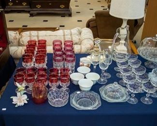 Lots of vintage glassware!