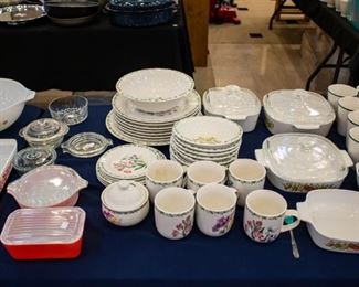 More vintage Pyrex, Thomason Pottery 'Floral Garden', Corning Ware, etc.