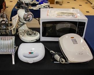 Kenmore Microwave, Georg Foreman, Waffle Maker...