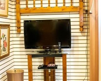 Twin headboards, lamps, tv stands/entertainment center, Vizio 37" 1080 Digital Flatscreen TV.