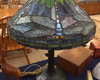 Tiffany Style Dragonfly Lamp!