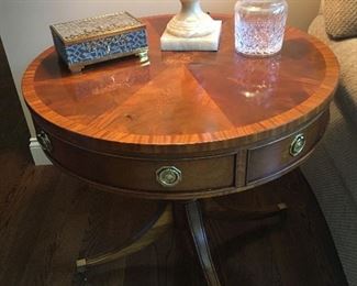 DETAIL OF DRUM TABLE