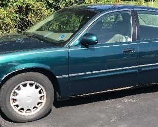Low mileage 1998 Buick Park Avenue