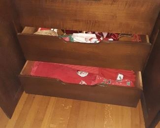 Storage space in Buffet/Sideboard.