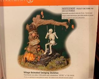 Village Animated Swinging Skeleton