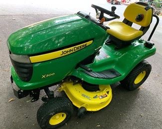 John Deere X300 Riding Mower 42" Blade