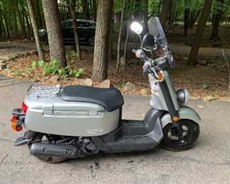 Yamaha C3 Scooter