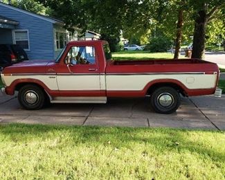 1979 Ford F100 Custom Truck - 8ft Bed - 93,919 Original Miles