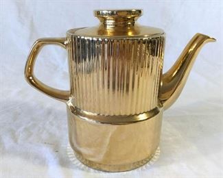 Vintage Gold Colored Coffee/Tea Pot https://ctbids.com/#!/description/share/227174