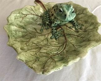 Vintage Meiselman Imports Dish Frog on Leaf https://ctbids.com/#!/description/share/227218