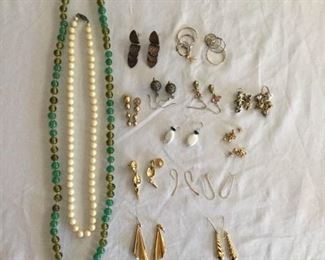 Necklaces and Earrings Costume Jewelry https://ctbids.com/#!/description/share/227195