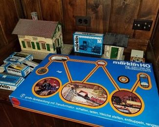 Marklin Trians, HO Trains