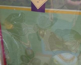 Le Jacquard table cloth, NIB