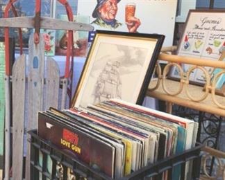 Shippy Shop Vintage: Vintage art, concert photography, records, collectible knickknacks.