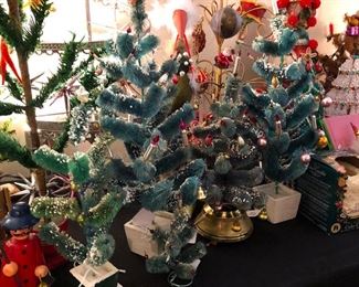 Vintage Christmas Ornaments, Figurines to And more. 200+ Christmas Trees (Feather, Vintage Aluminum to Foil and others). Vintage Celluloid ornaments, Kringle ornaments.