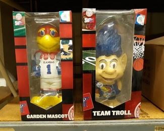 Ku Yard gnome, Ku Decor