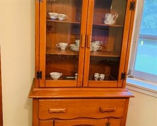 Maple China Cabinet, Petite Style