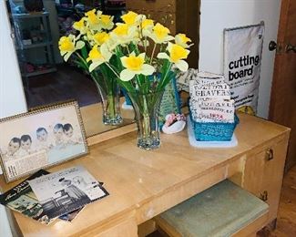 Blonde, Early 19C. Blonde Vanity