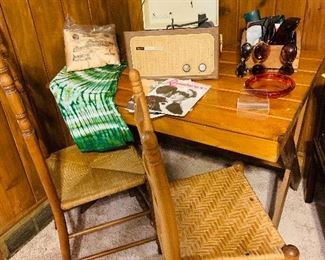 Indoor/Outdoor Table, Dining Chairs, Décor, Vintage Sunglasses