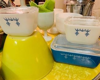 Vintage Pyrex, Refrigerator Boxes