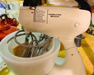 Hamilton Beach Mixer with Milk Glass Mixing Bowl Set