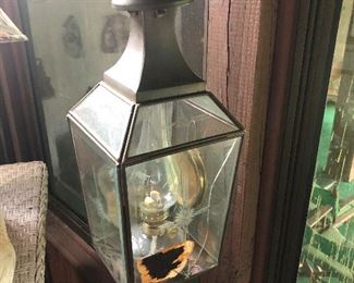 Hurricane lamp inside another hurricane lamp -- Schrodinger's hurricane lamp