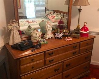 dresser with mirror and various porcelain gew gaws you need this!