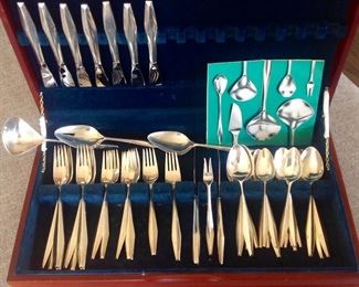 Sterling silver Mid-century,  Modern flatware by Reed & Barton designed by Gio Ponti