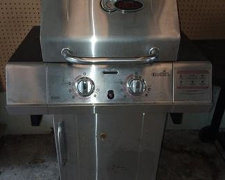 Gas grill