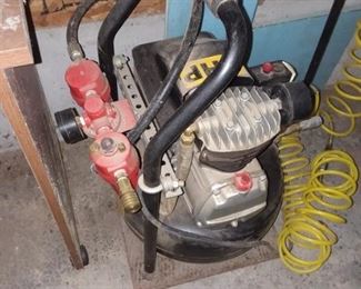 Air compressor 