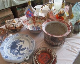 LARGE collection of Orientalia, including Imari and blue and white.
