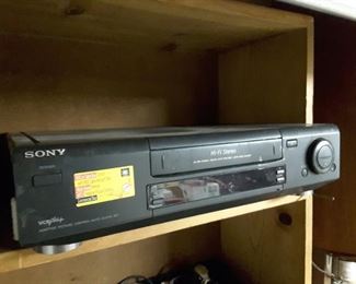 Sony VHS Player! DVD!