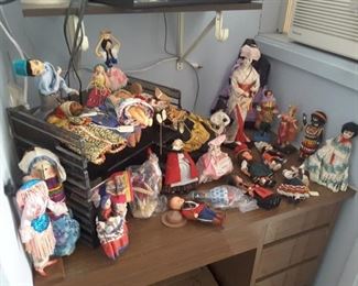 Close up of Dolls International Countries! Small 3 Shelf Letter Tray.