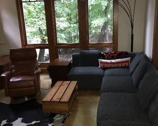 MODERN GRAY UPHOLSTERED SECTIONAL 4 PIECE FROM HILLSIDE
3 PIECE SECTIONS MEASURE 32”L x 37”D x 28”H
CORNER PIECE MEASURES 37”L x 37”D x 28”H