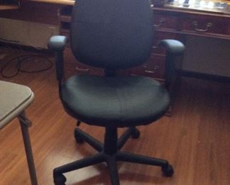 Like new office chair
