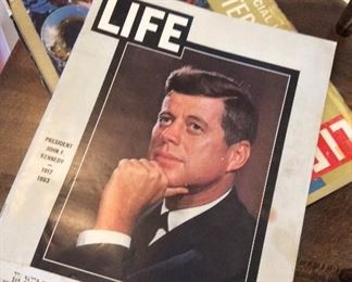 November 29, 1963. JFK LIFE history collectible magazine