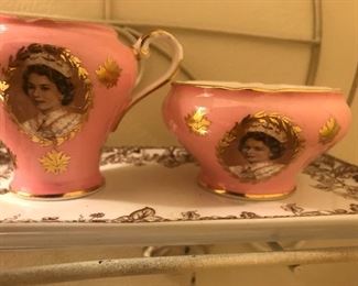 Queen Elizabeth memorabilia,English cup and saucer, English souvenirs 