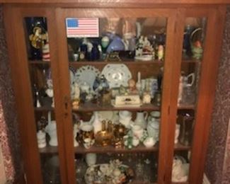 Beautiful display cabinet