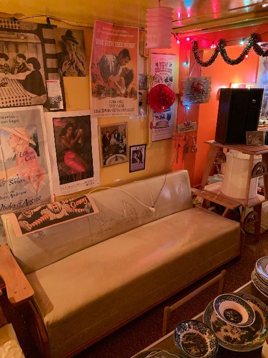 Vintage Cowboy furniture in an AWESOME party room!