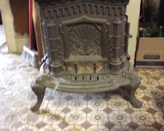 ANTIQUE WOOD STOVE